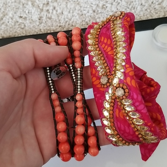 Bracelets - Picture 4 of 4